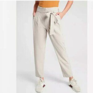 Athleta Skyline Pant II Paperbag Light Beige Size 10